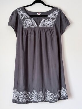 Gray Embroidered Tunic Dress with White Floral Embroidered Detail